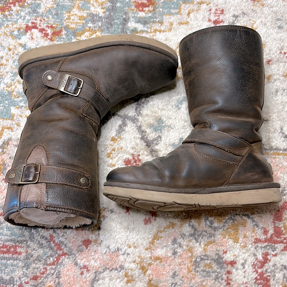 RARE: Ugg Leather Boot